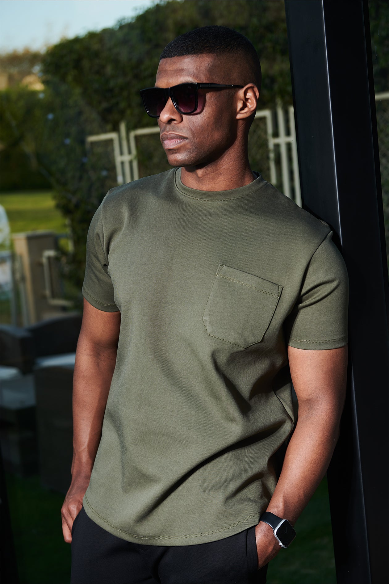POCKET T-SHIRT