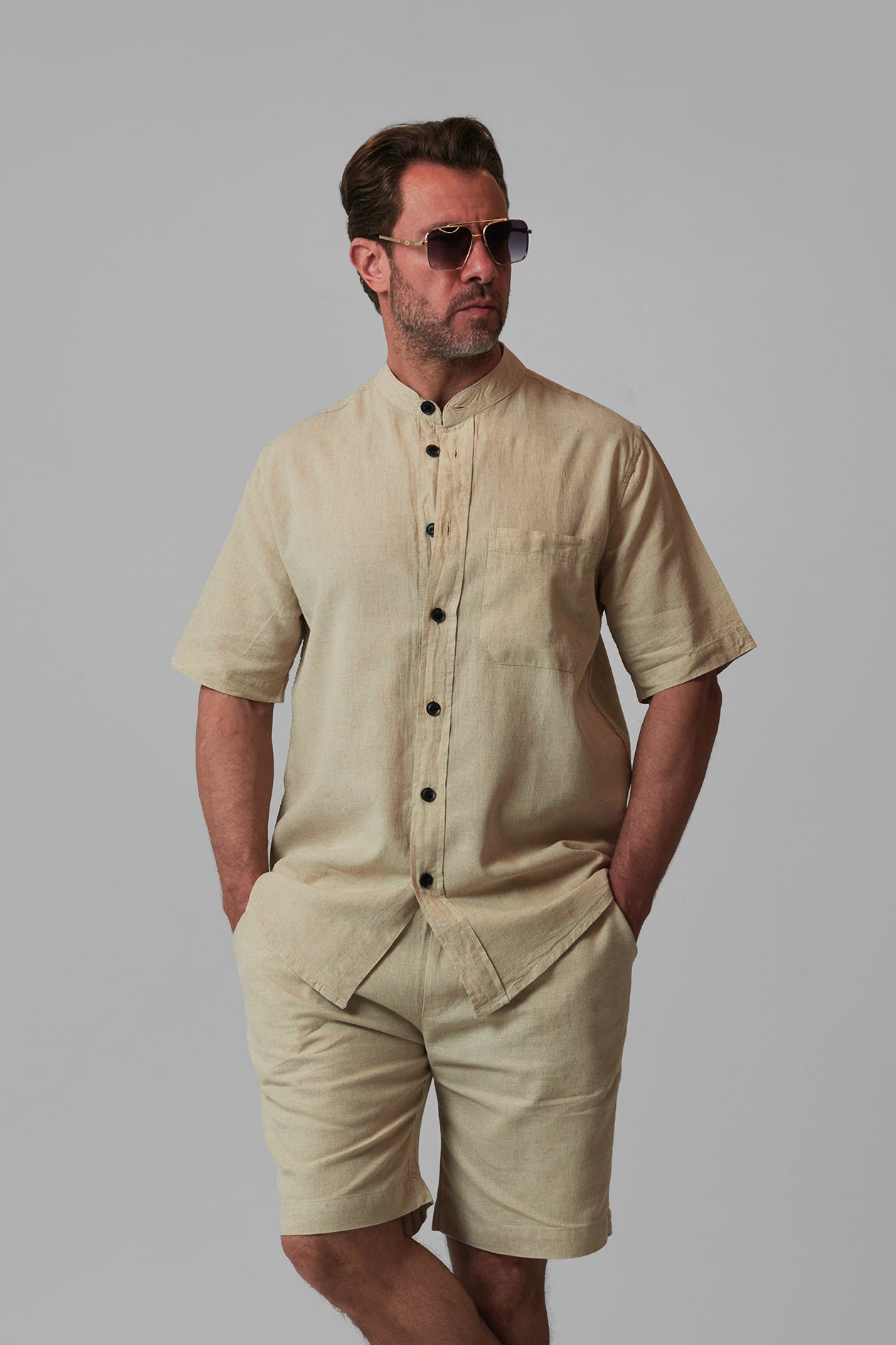 LINEN STAND-COLLAR SHIRT SHORT SLEEVES