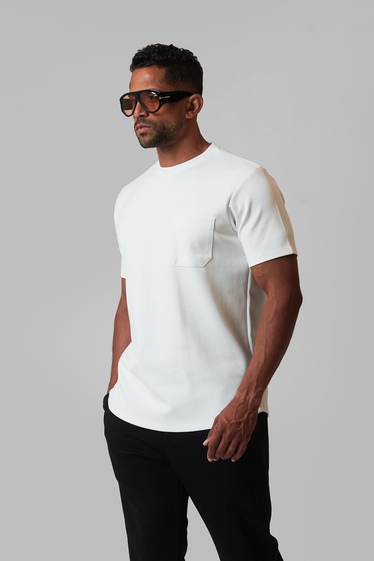 POCKET T-SHIRT