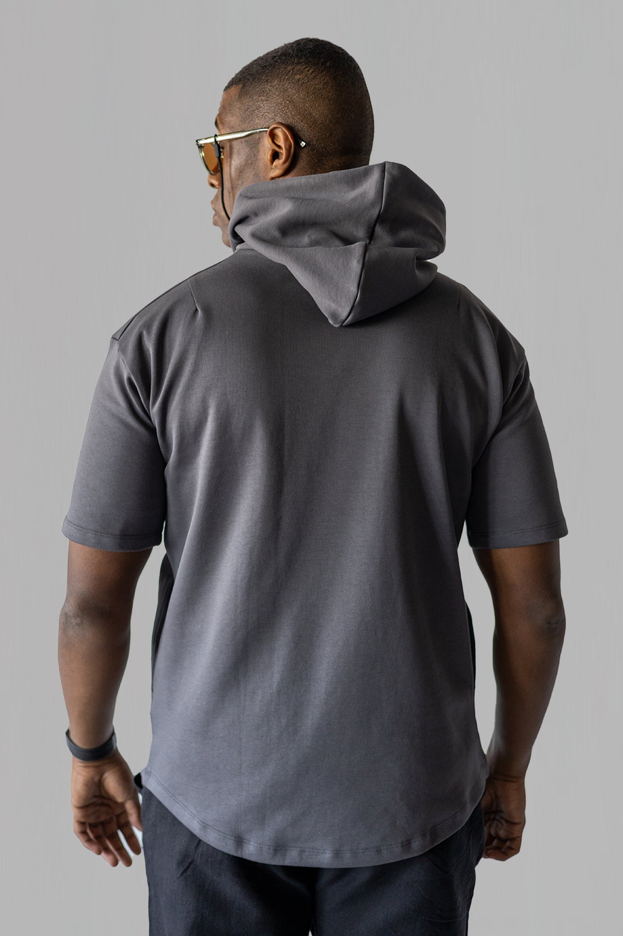 HOODED CURVED T