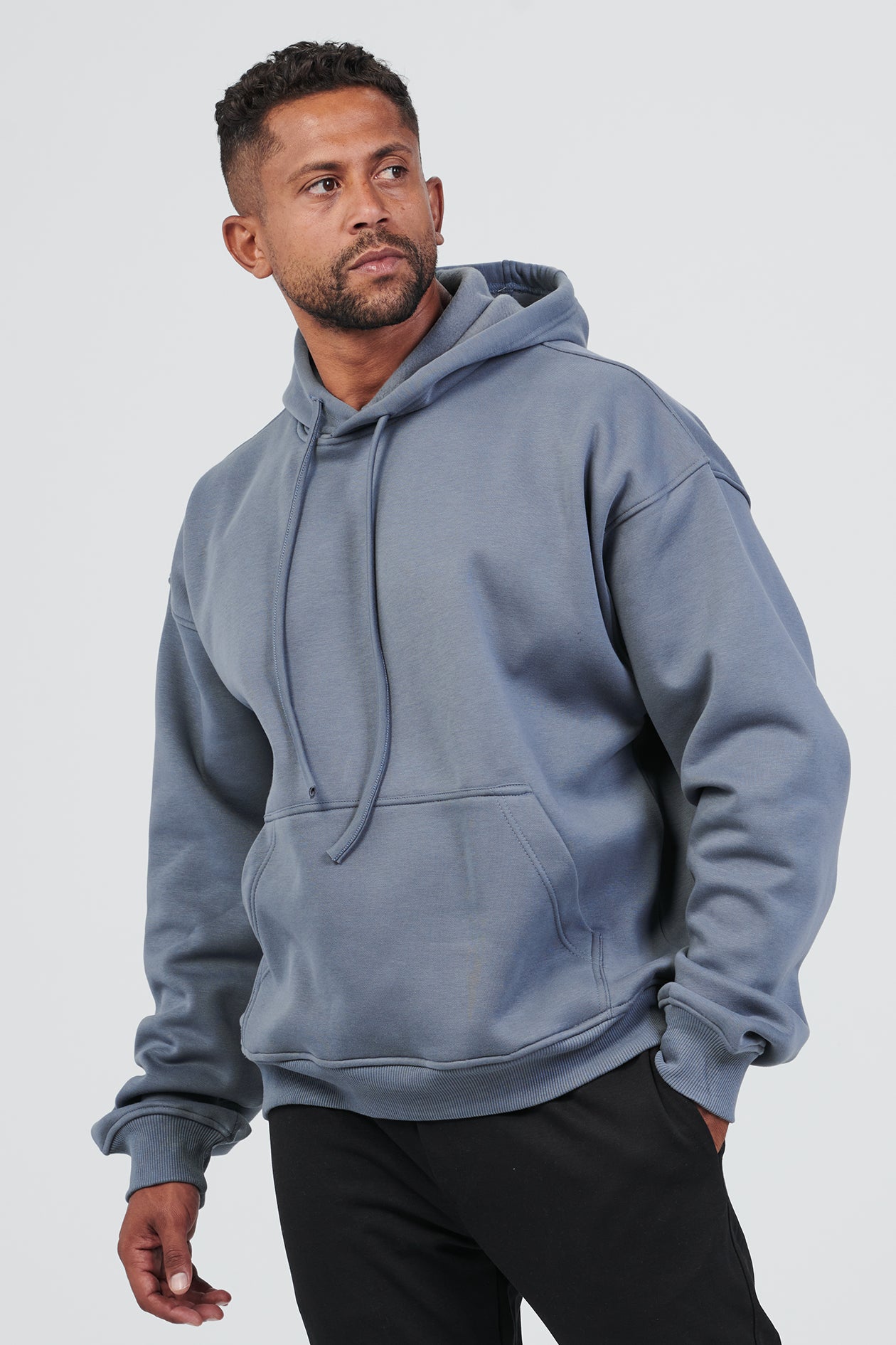 OVERSIZED HOODIE