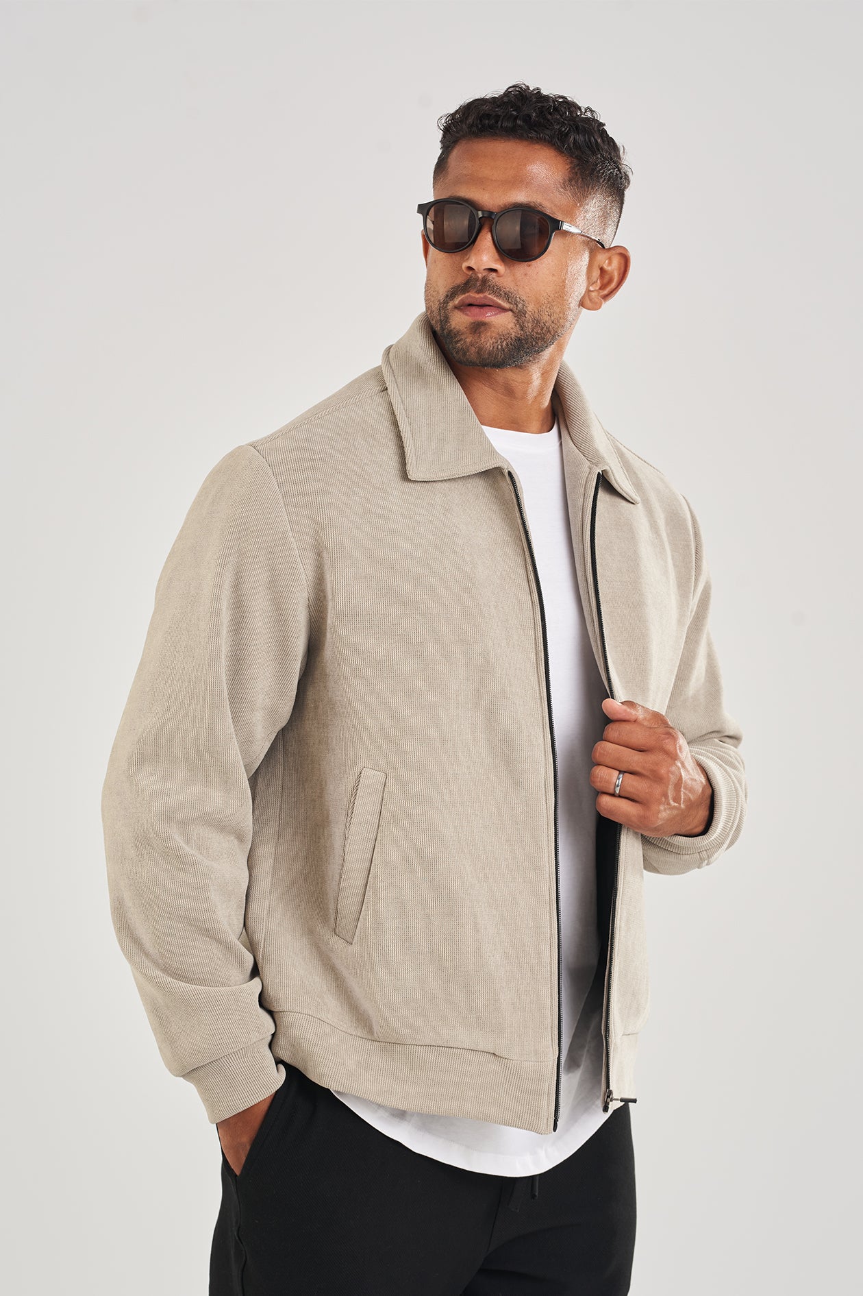 HE SIGNATURE JACKET