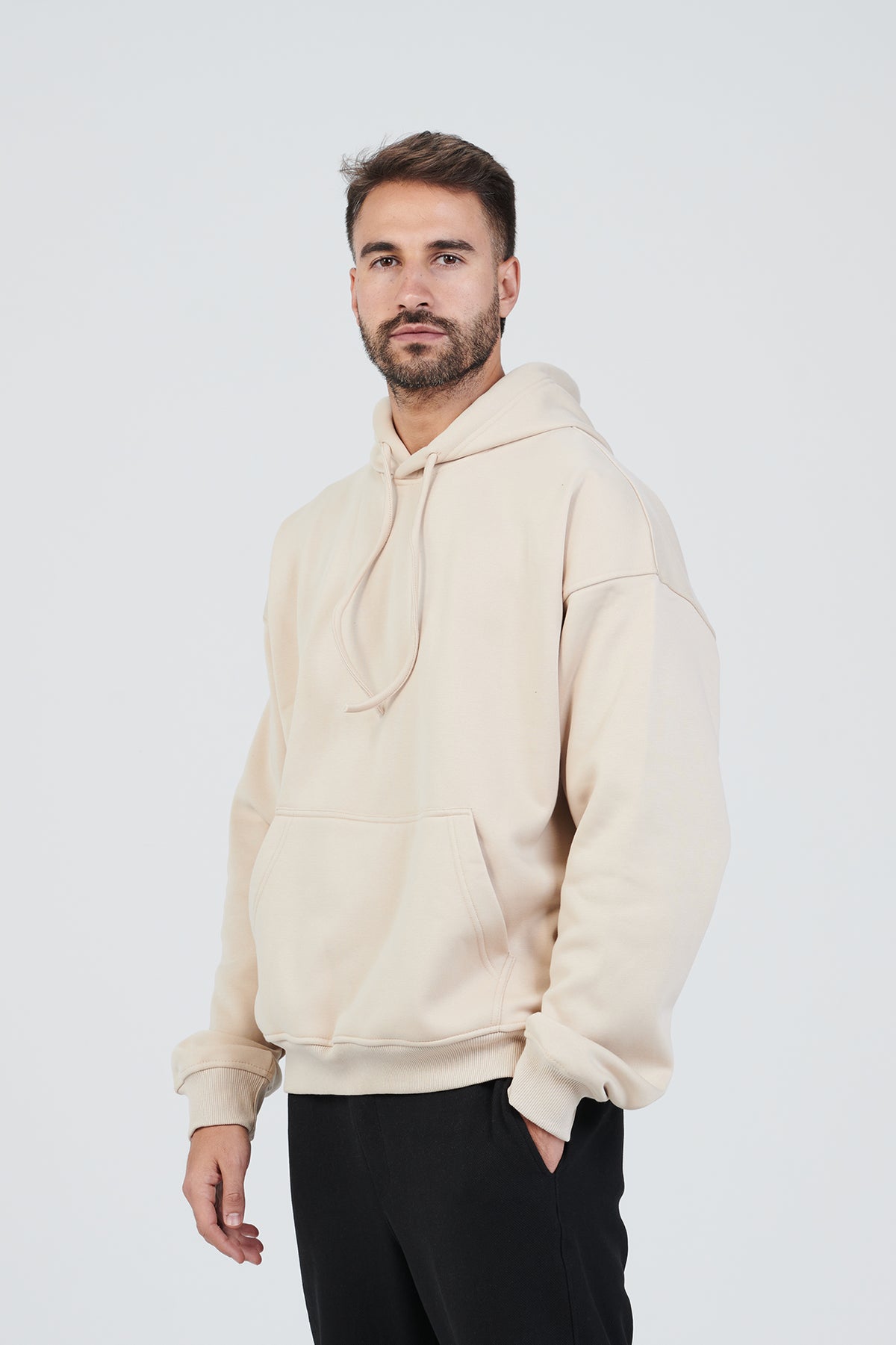 BASIC HOODIE
