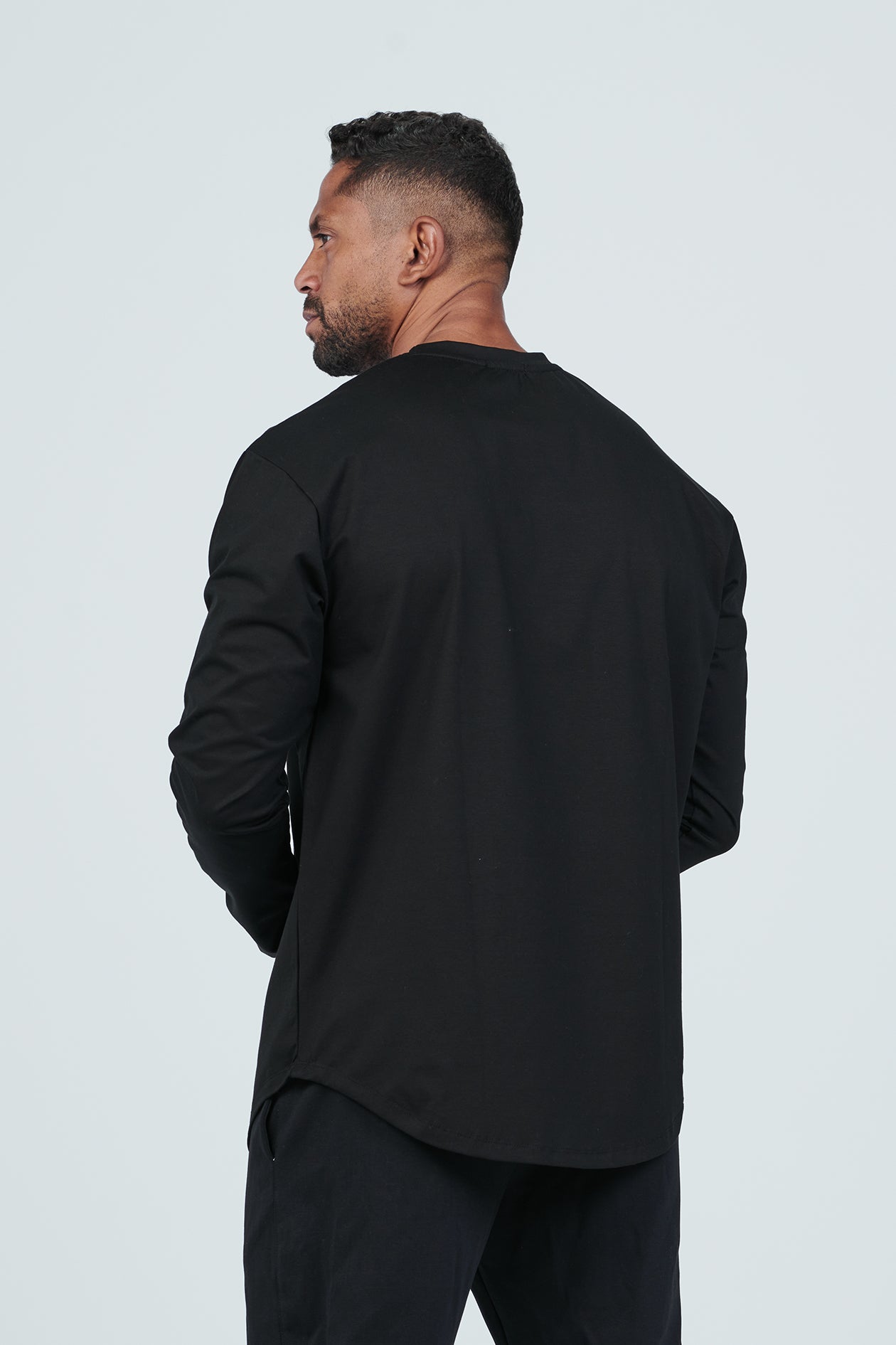 LONG SLEEVE T-SHIRT