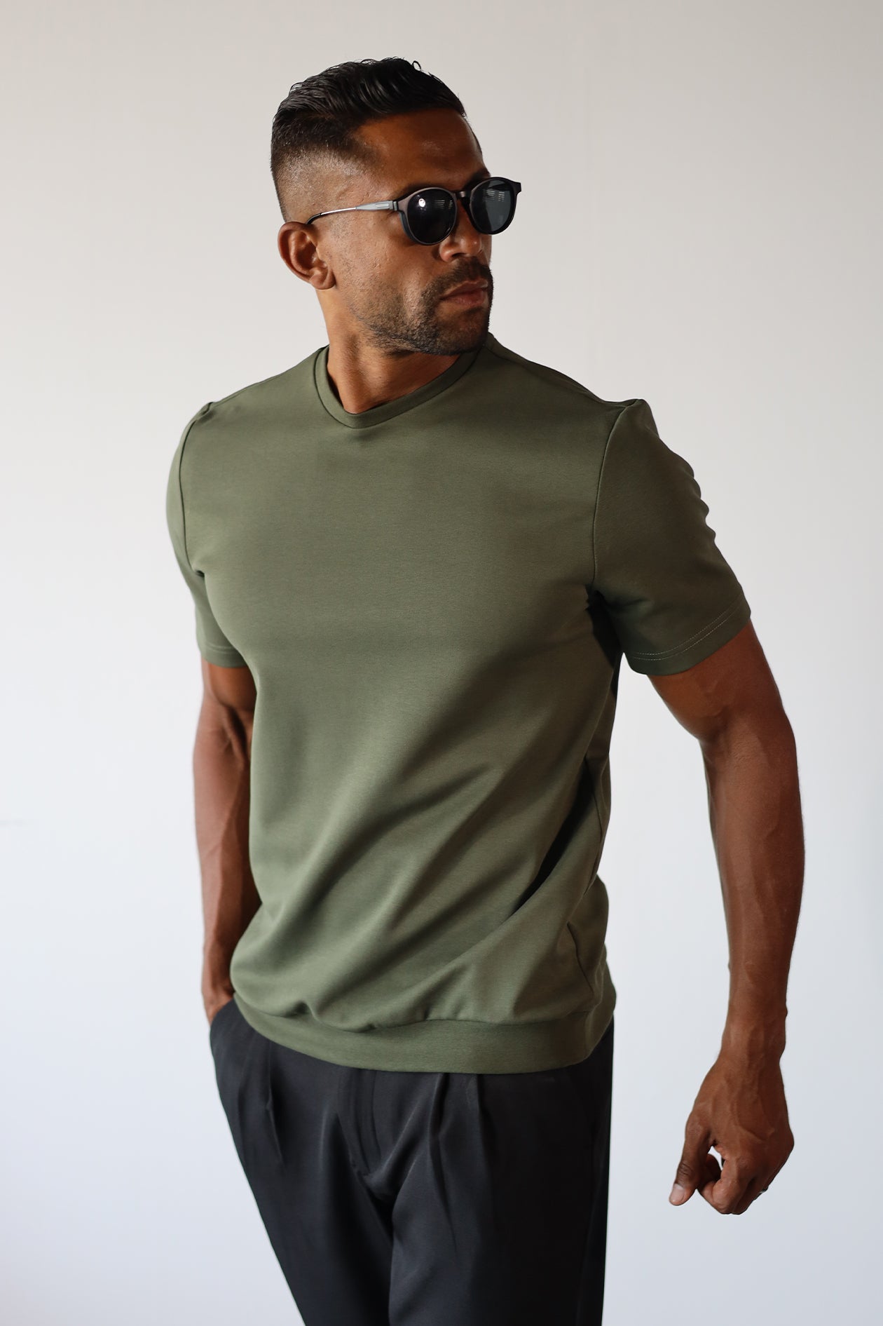 THE MODERN TAILORED TEE
