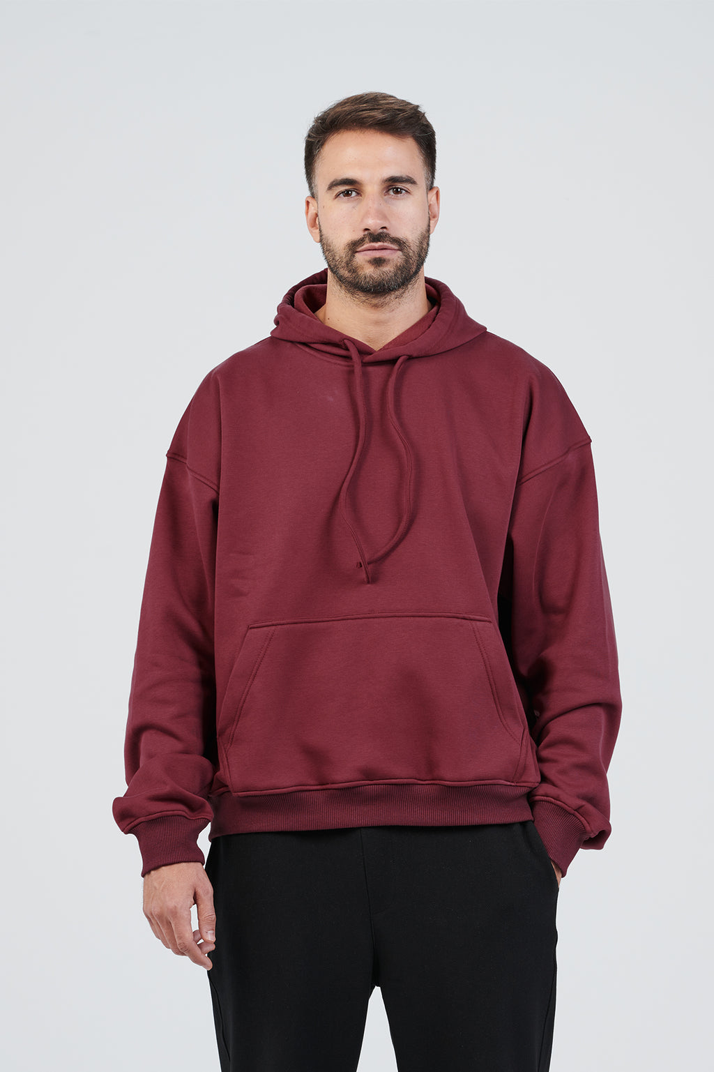 BASIC HOODIE