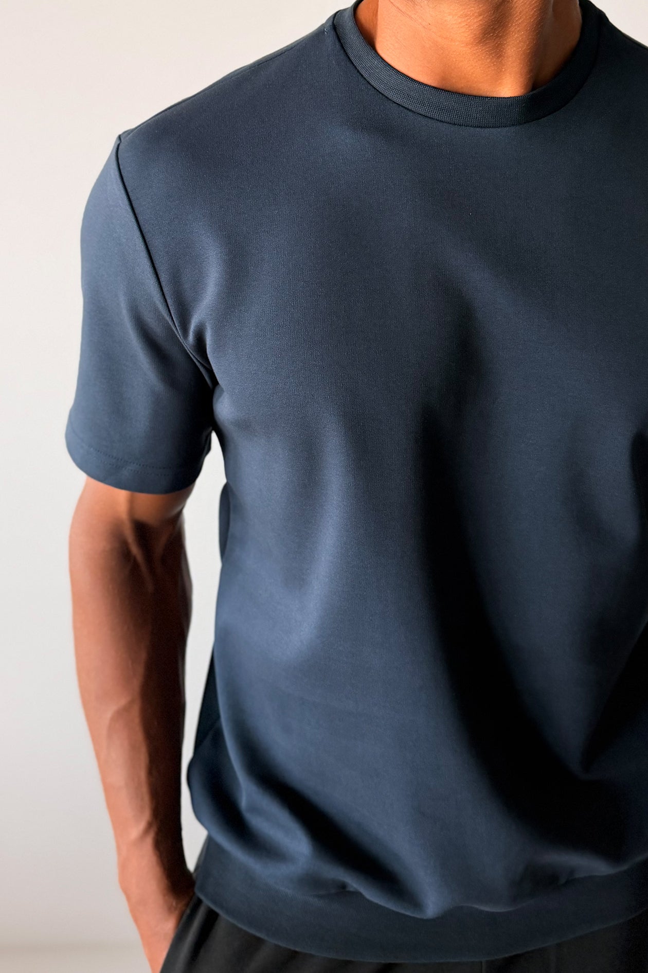 THE MODERN TAILORED TEE