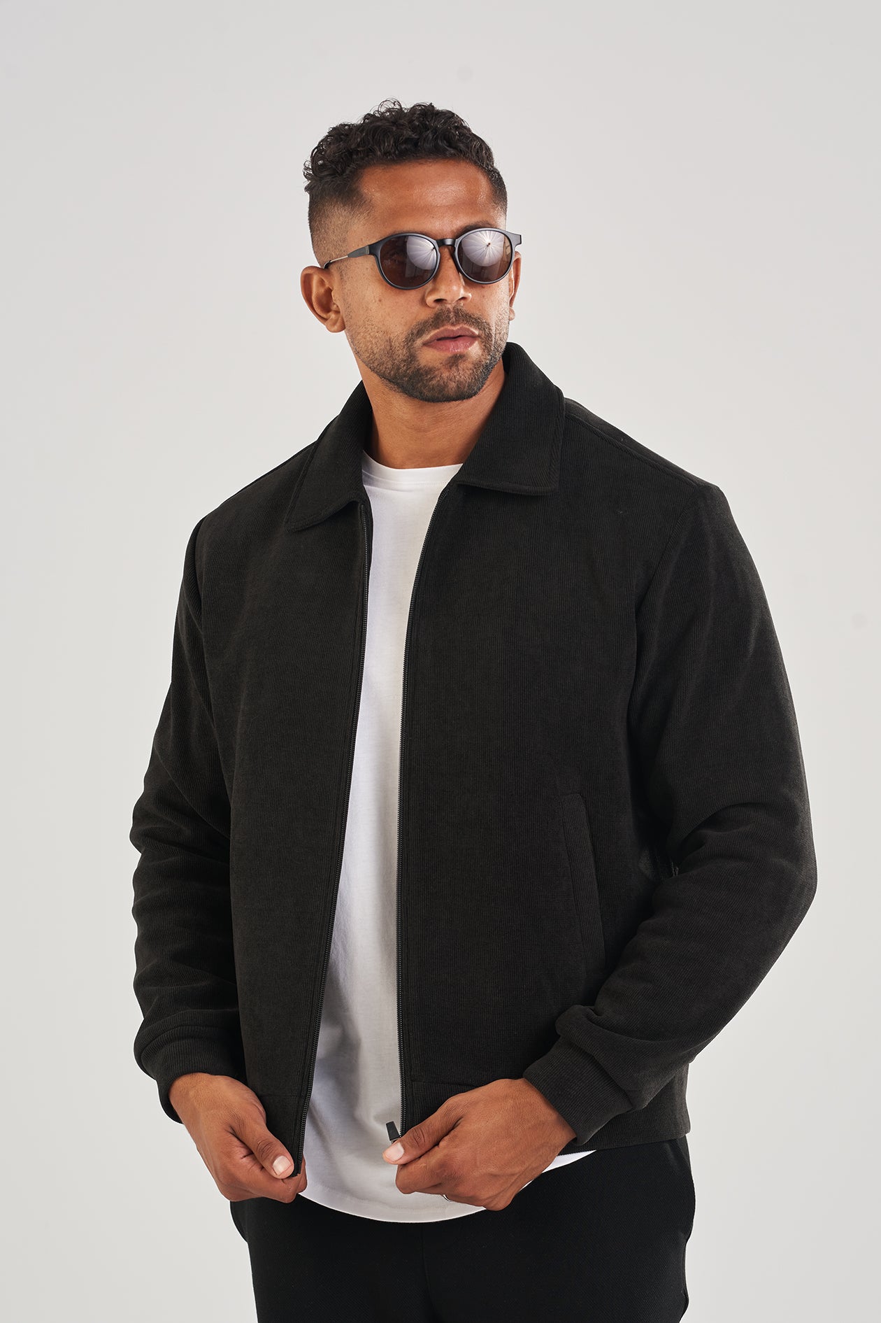 HE SIGNATURE JACKET