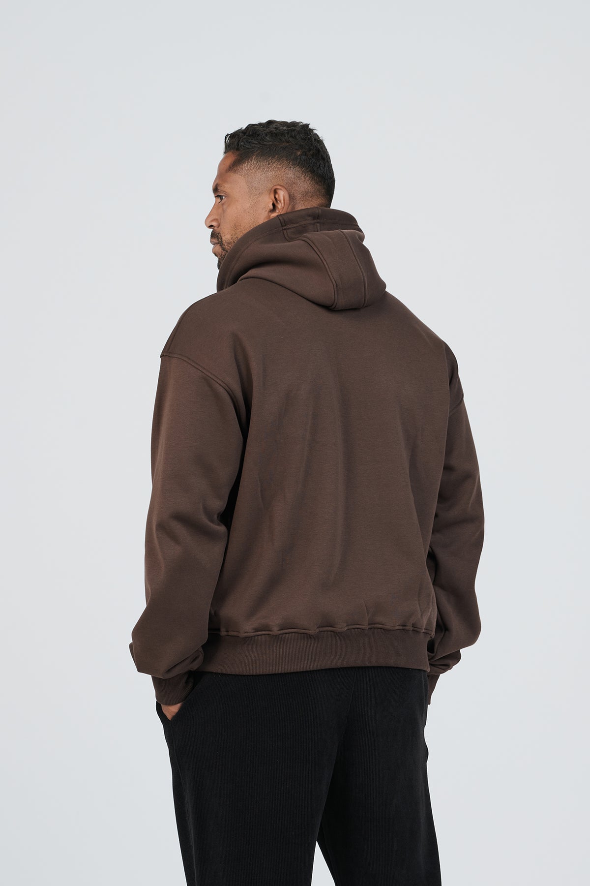 BASIC HOODIE