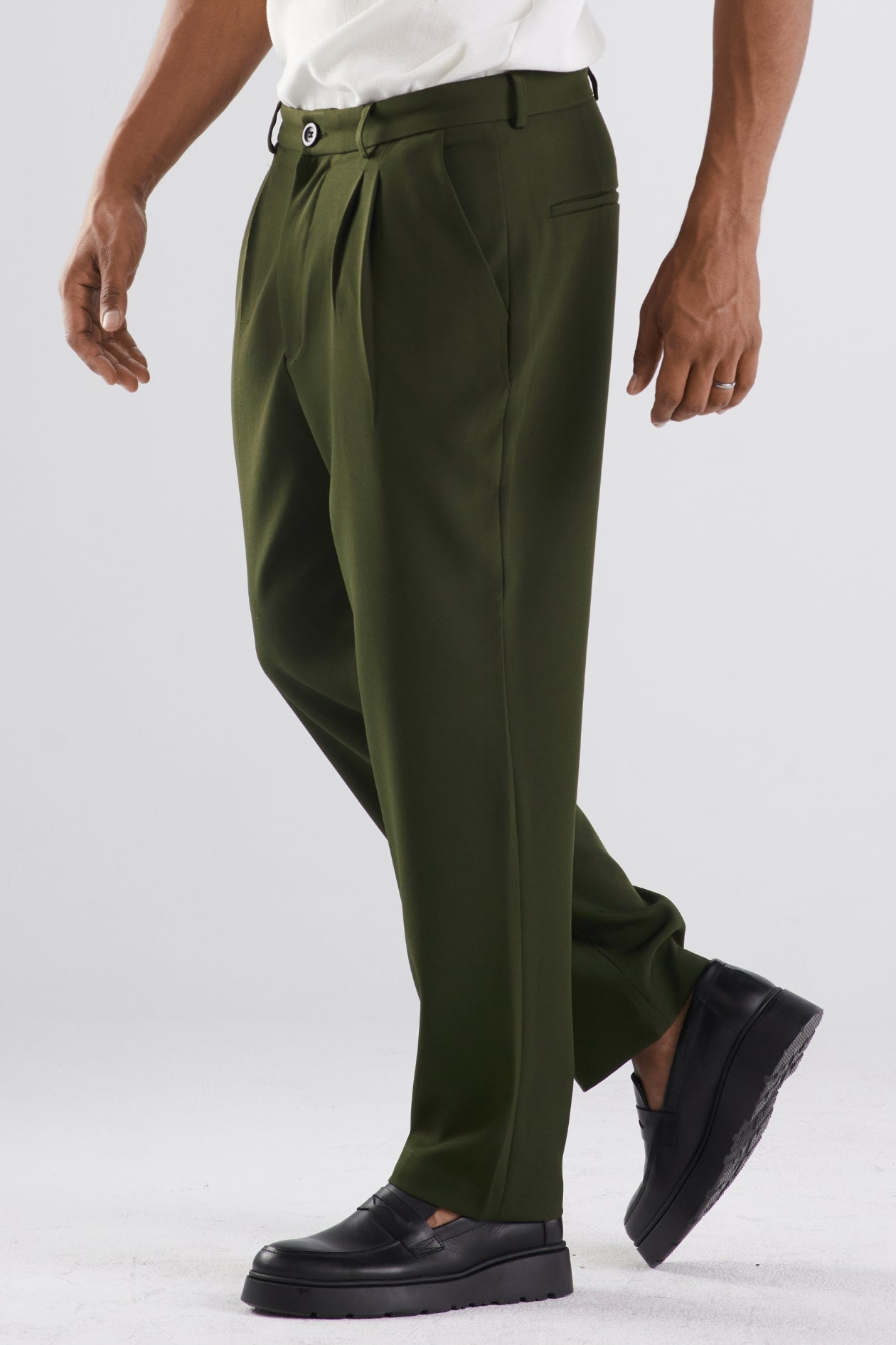 STRAIGHT PANTS