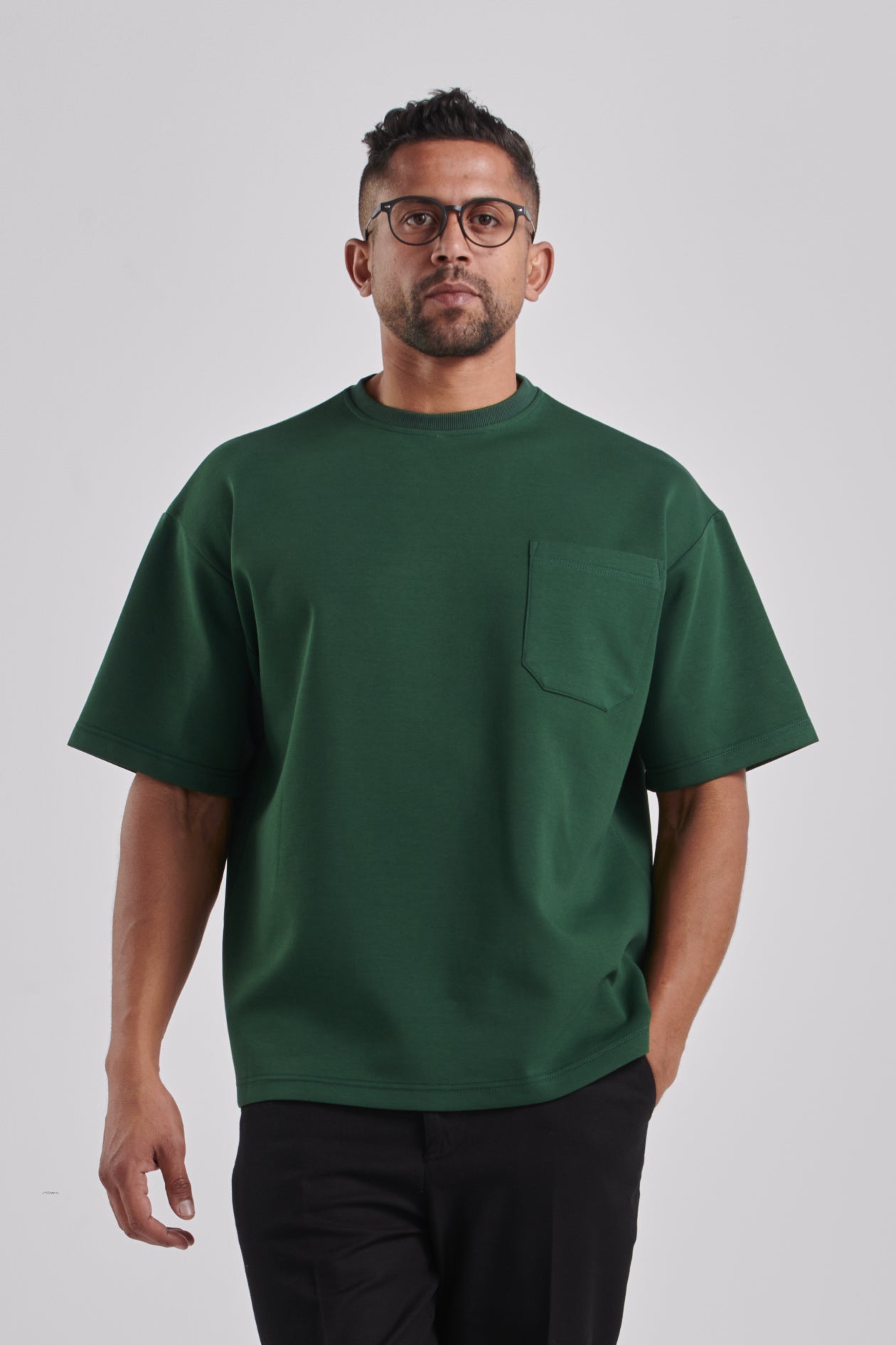 RELAXED POCKET TEE