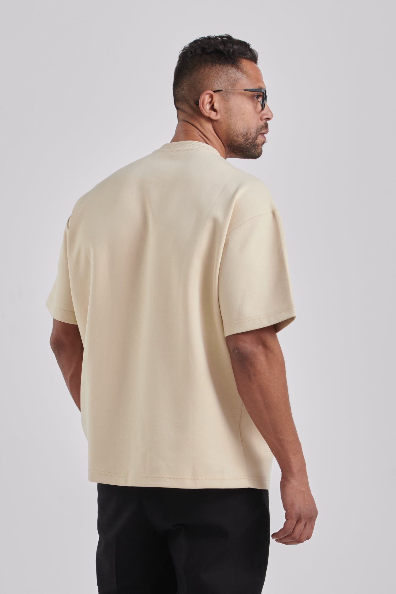 RELAXED POCKET TEE
