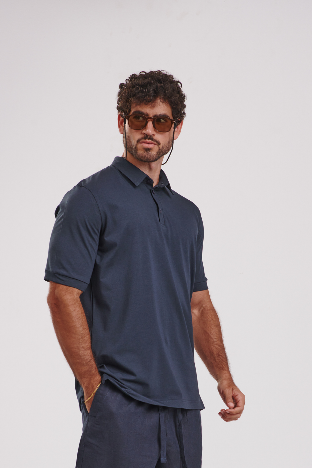 THE LIGHTWEIGHT POLO TEE