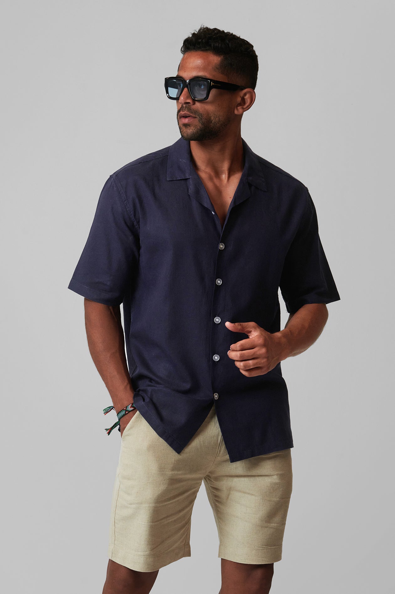 LINEN OVERSIZED SHIRT